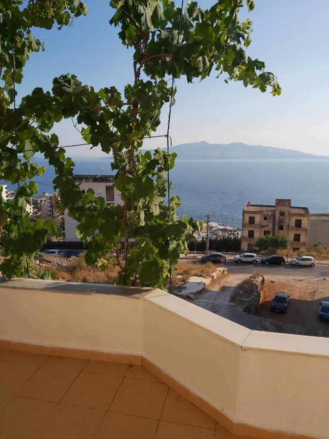 White Panorama Apartment Sarandë Buitenkant foto