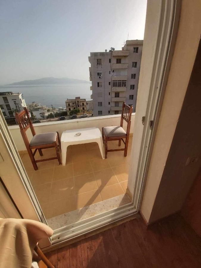 White Panorama Apartment Sarandë Buitenkant foto